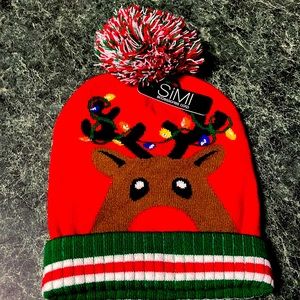 Christmas Reindeer flashing light toque new with tag